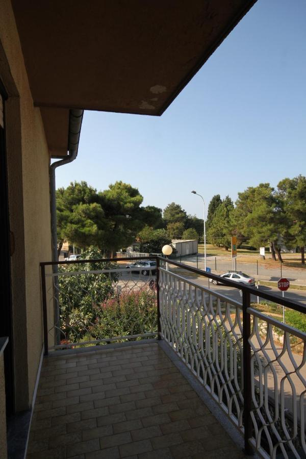 Apartments With A Parking Space Umag - 7066 Dış mekan fotoğraf